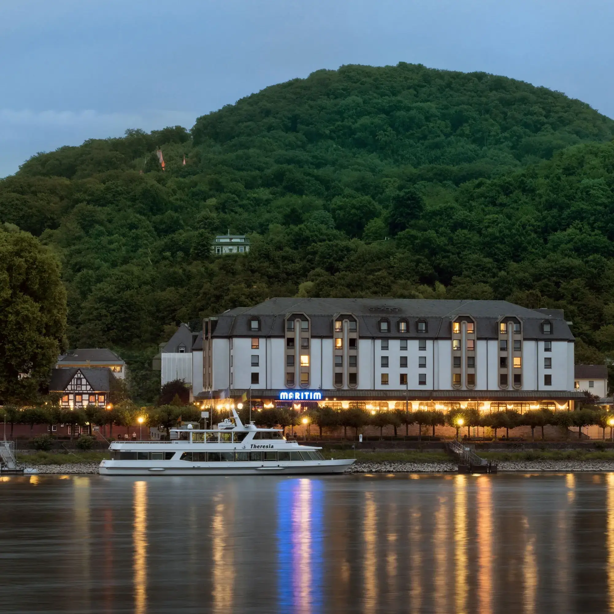Maritim Hotel Koenigswinter Aussenansicht