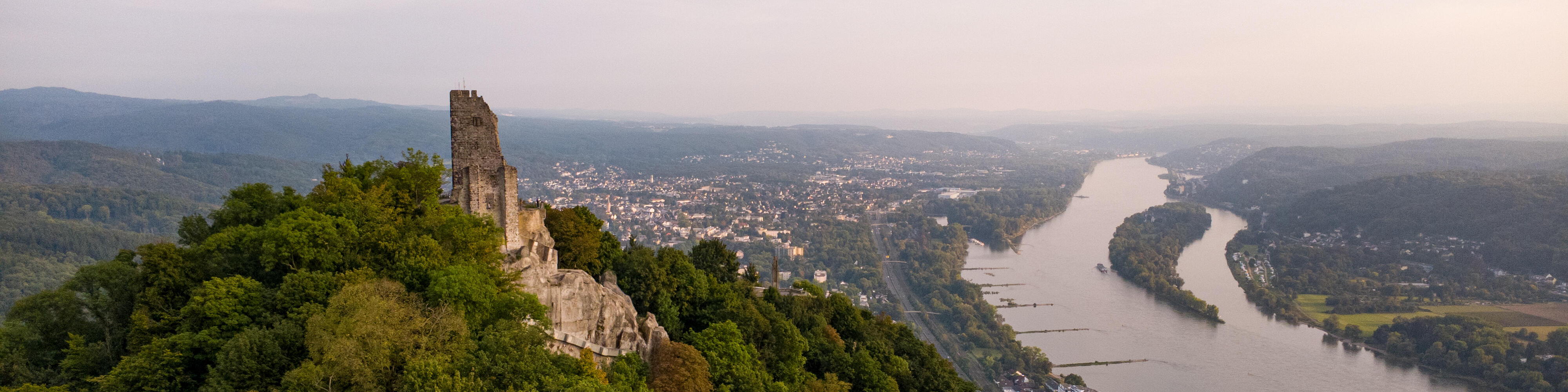 Drachenfels Ruine Luftaufnahme Bad Honnef