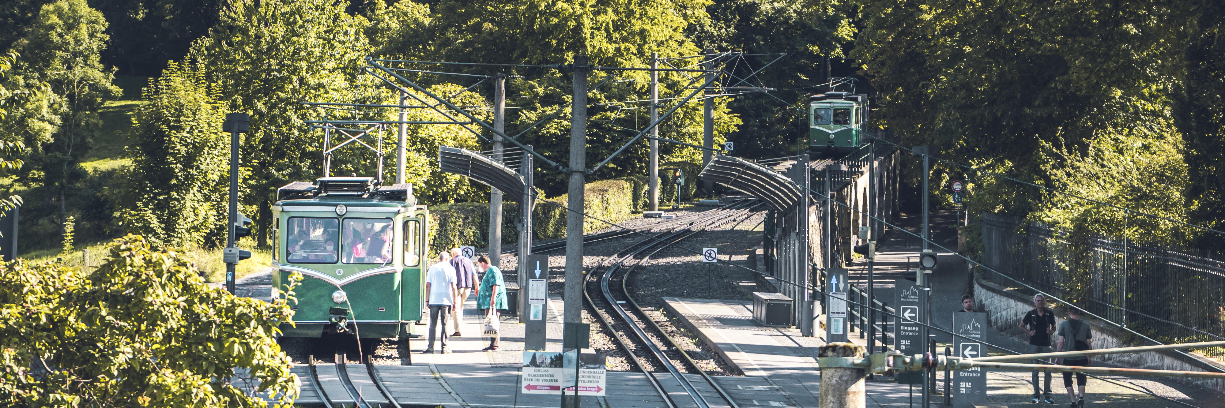 Drachenfelsbahn Mittelstation von der Schlossbrücke