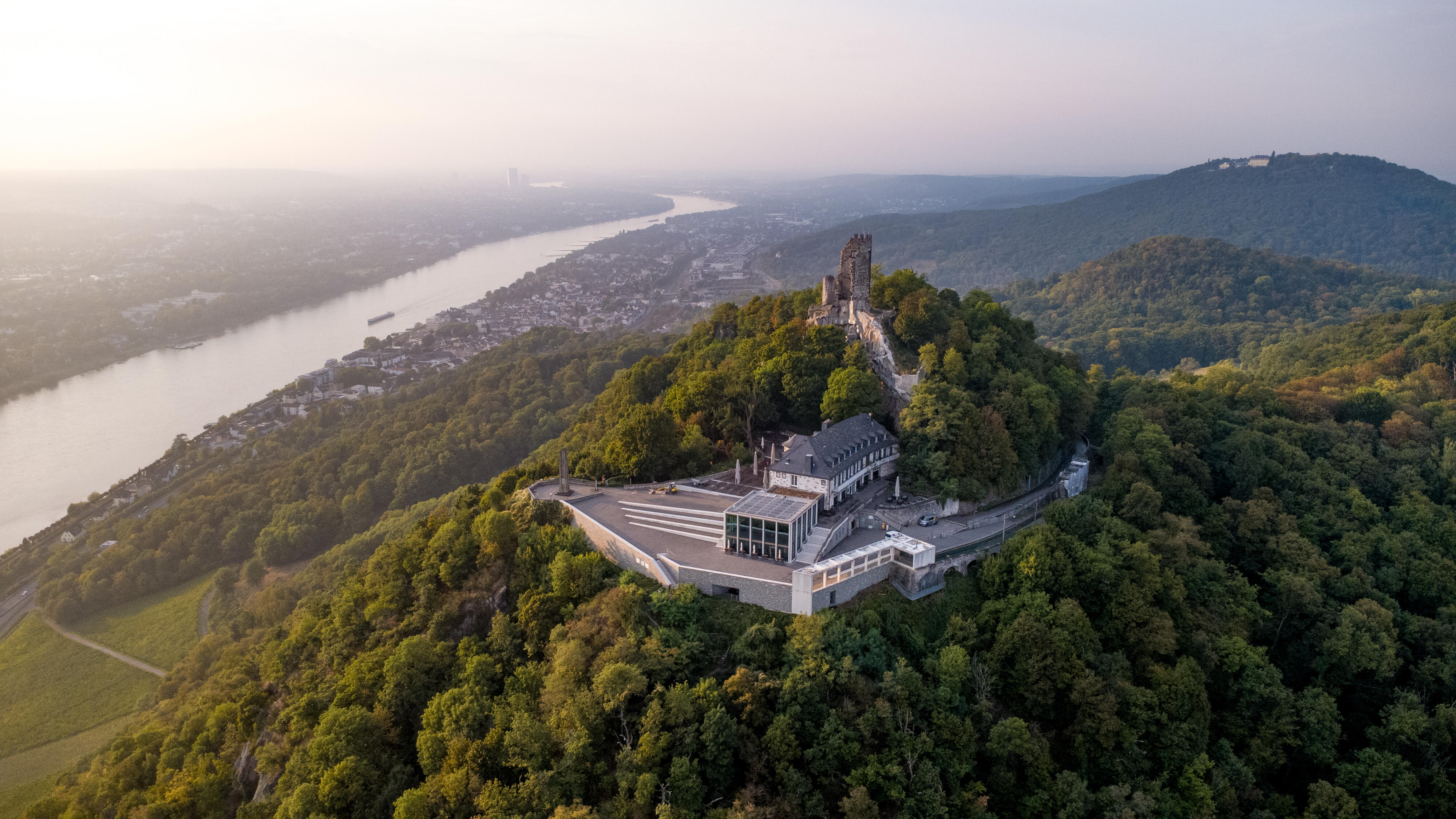 Drachenfelsplateau Luftaufnahme