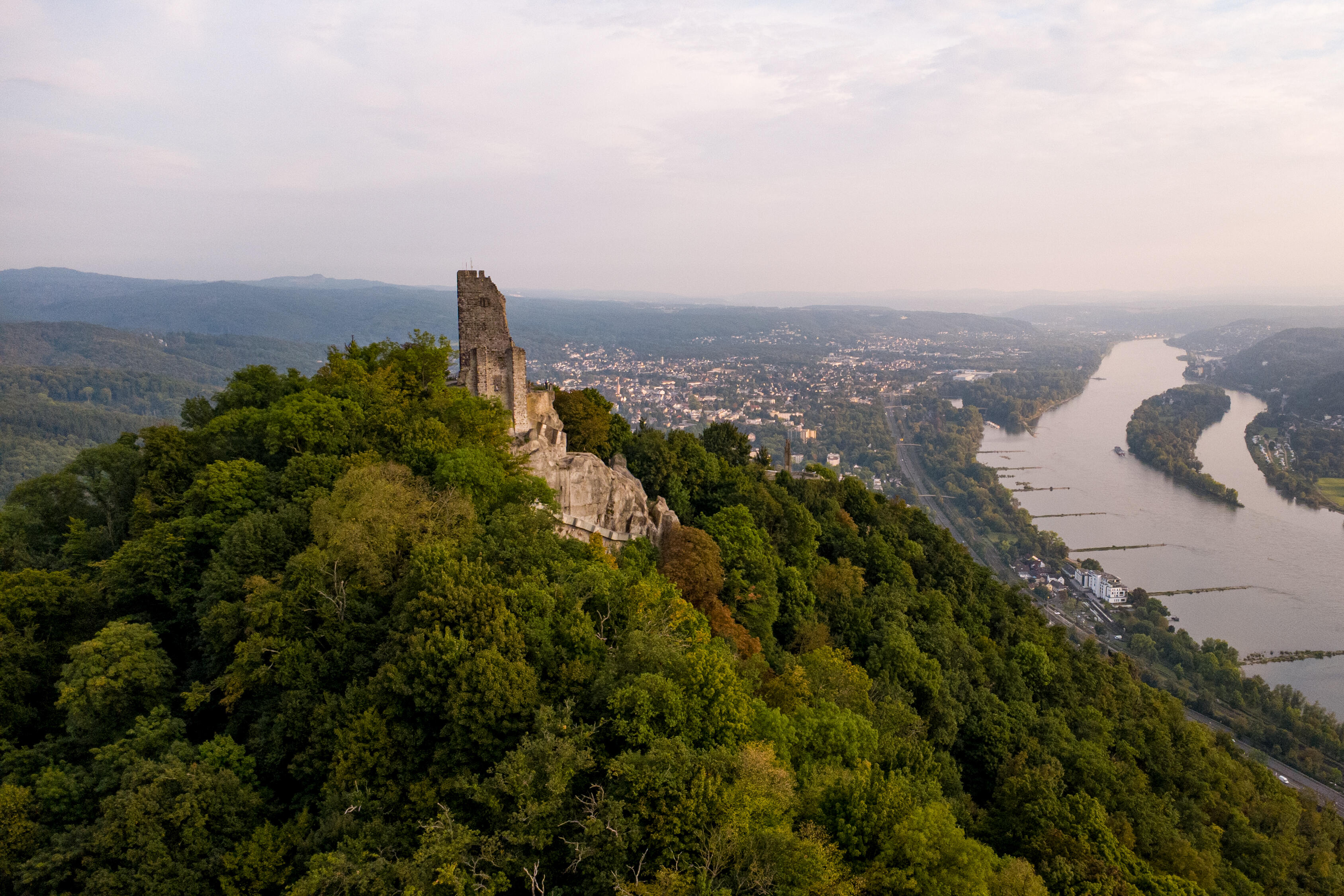 Drachenfels Ruine Luftaufnahme Bad Honnef