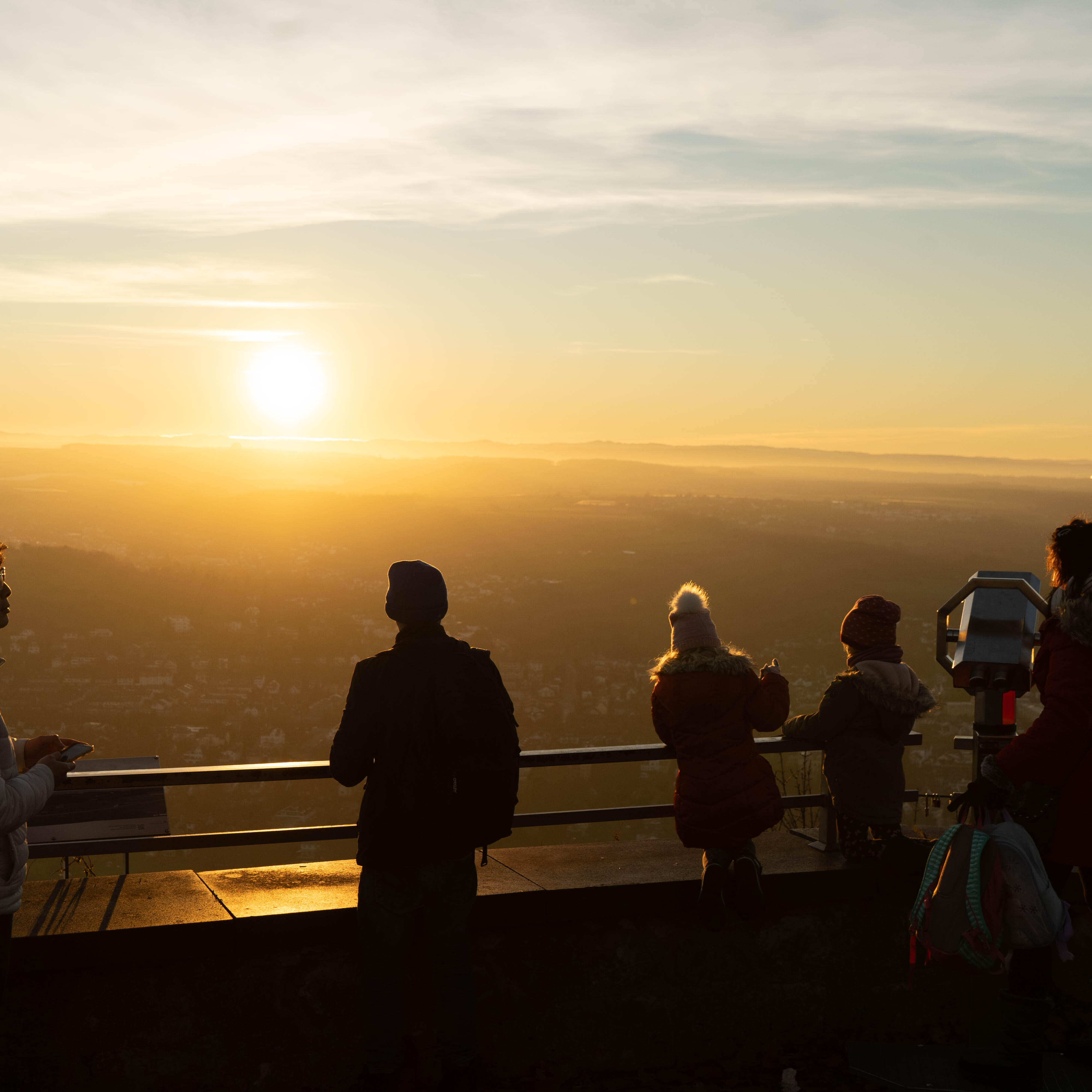 Drachenfels Sonnenuntergang Menschen